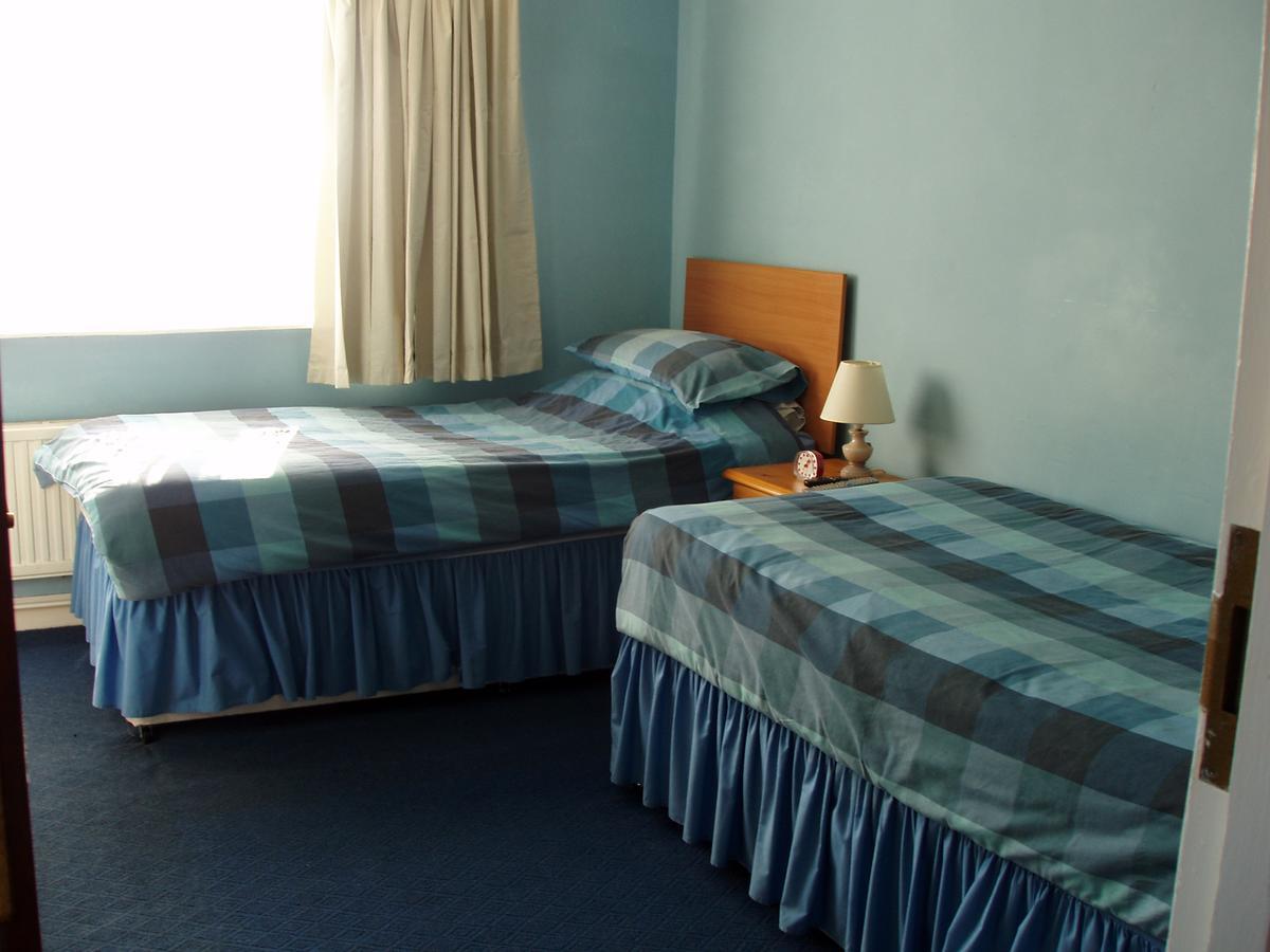 The Windsor Hotel Haverfordwest Ngoại thất bức ảnh
