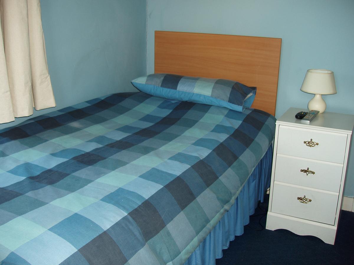 The Windsor Hotel Haverfordwest Ngoại thất bức ảnh