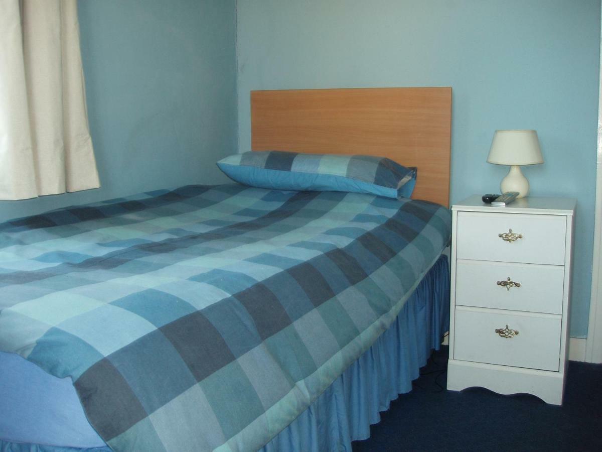 The Windsor Hotel Haverfordwest Ngoại thất bức ảnh
